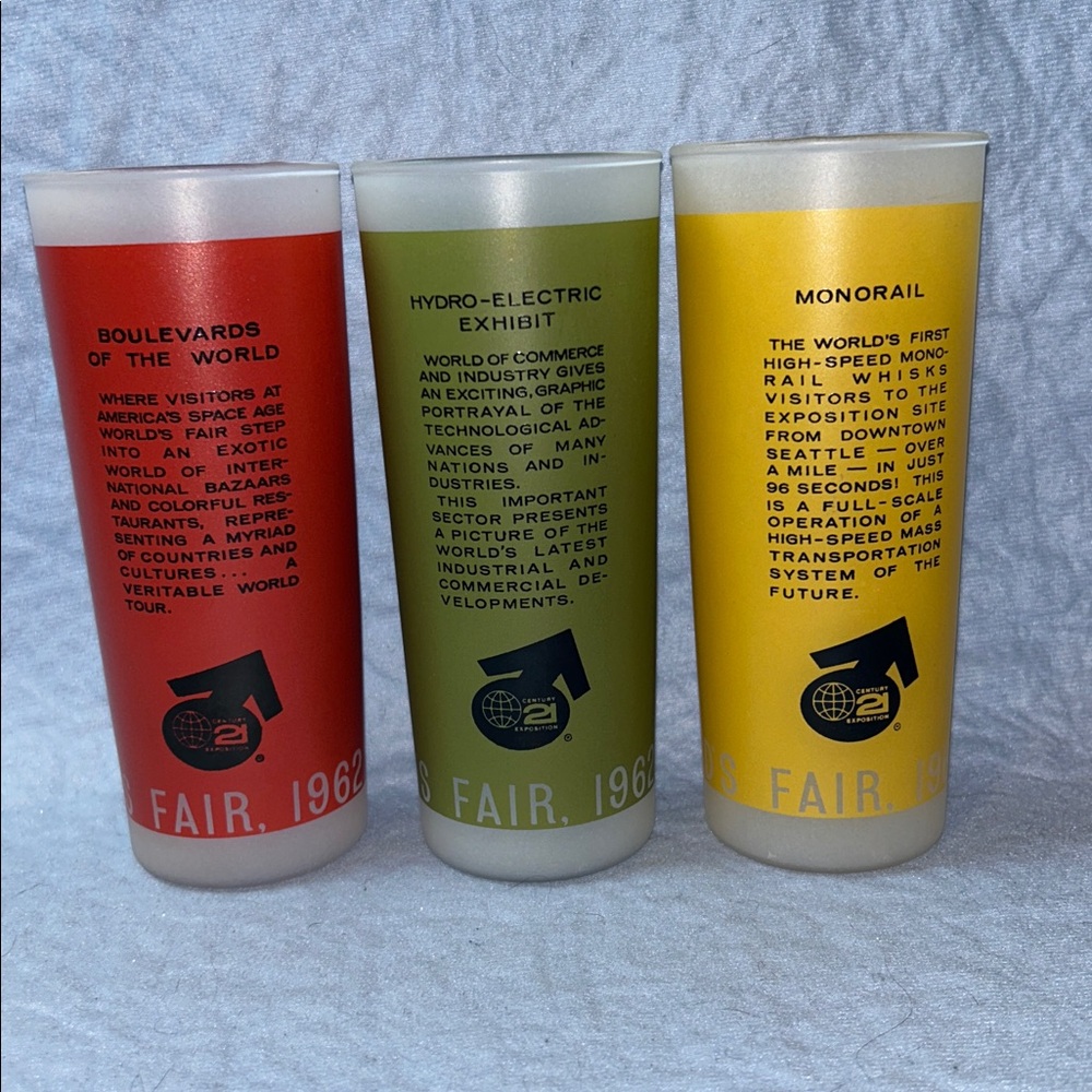 1962 Seattle World's Fair Frosted Glass Set of 3 Tumblers Red Green Yellow - Picture 4 of 15